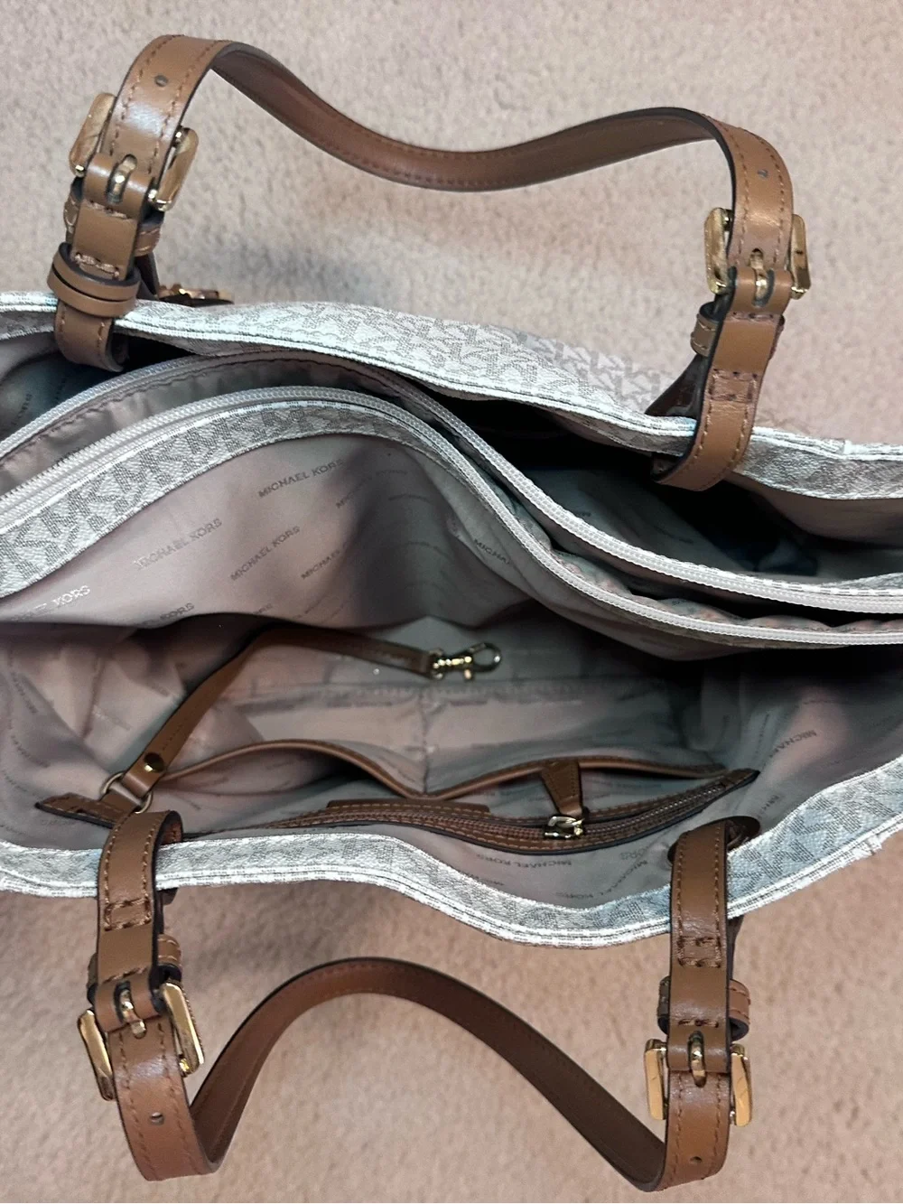 Michael Kors preowned but